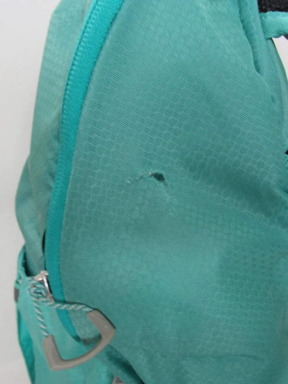 The North Face Green ALEIA 22 Hiking Camping Backpack M L